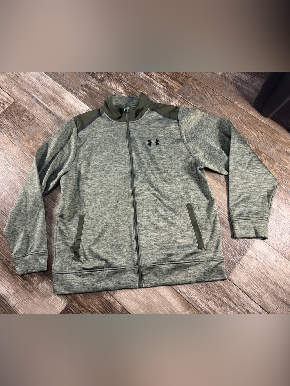 Under Armour Men’s Full-Zip Performance Jacket in Olive/Charcoal